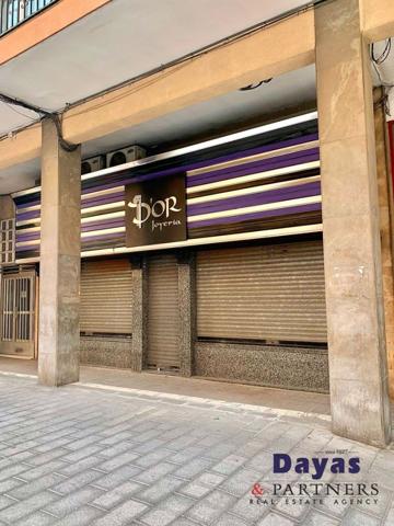 Local comercial en alquiler en Orihuela, Orihuela photo 0