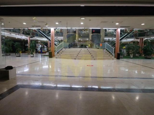 Local comercial en alquiler en Oviedo, Plaza de América photo 0