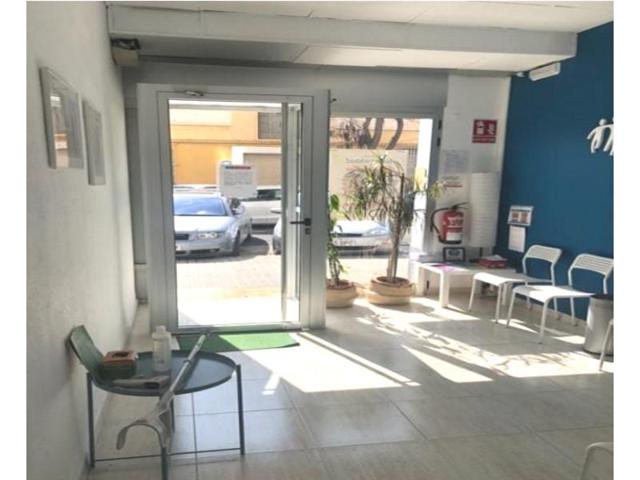 Local comercial en alquiler en Valencia, La Creu Coberta photo 0