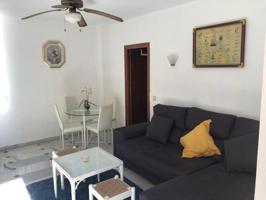 Apartamento en alquiler en La Línea de la Concepción, Centro photo 0