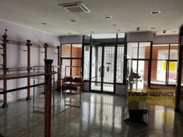 Local comercial en alquiler en Sarria photo 0