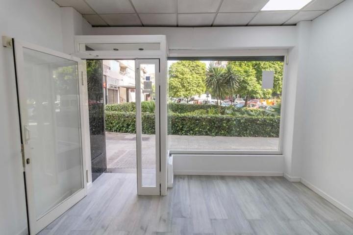Local comercial en alquiler en Sevilla, Pagés del Corro-López de Gomara photo 0
