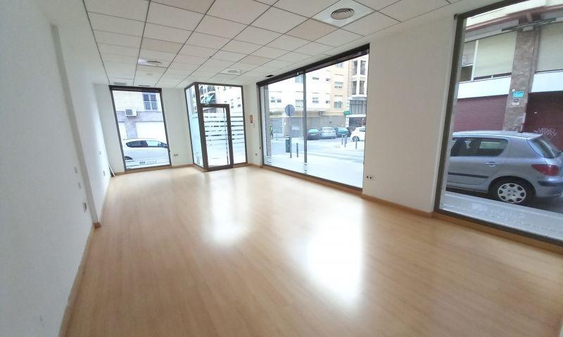 Local comercial en alquiler en Elche photo 0