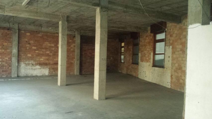 Local comercial en alquiler en Redondela, Chapela photo 0