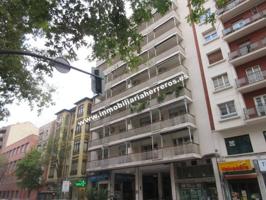 Local comercial en alquiler en Logroño, Vara De Rey photo 0