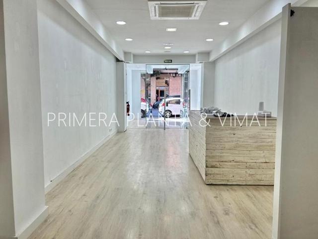 Local comercial en alquiler en Mataró, Peramas photo 0