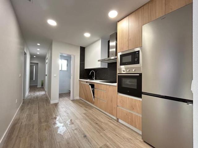 Habitación en alquiler en Murcia, Espinardo photo 0