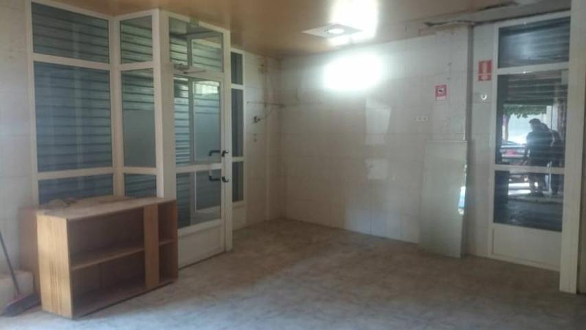 Local comercial en alquiler en Murcia, La Flota photo 0