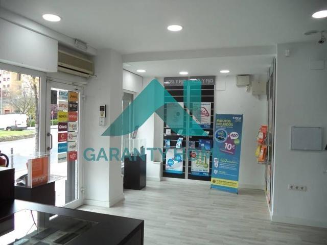 Local comercial en alquiler en Cáceres, Centro photo 0