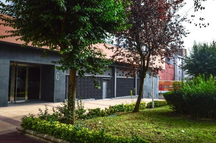 Local comercial en alquiler en Bilbao, Rekalde photo 0