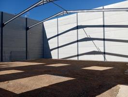 Local comercial en alquiler en Tomelloso, Calle La Paz photo 0