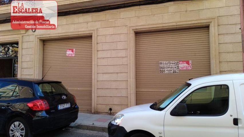 Local comercial en alquiler en Ibi, Centro photo 0