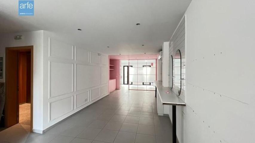 Local comercial en alquiler en Manresa, Manresa Centre photo 0