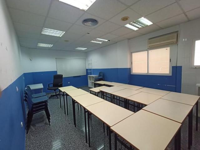 Local comercial en alquiler en El Ejido, Santo Domingo photo 0