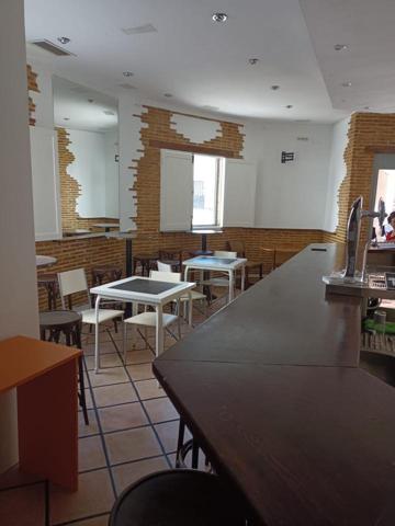 Local comercial en alquiler en Fuenlabrada, Calle Tesillo, 28944 photo 0