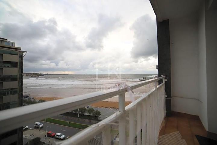 Piso en alquiler en Gijón photo 0