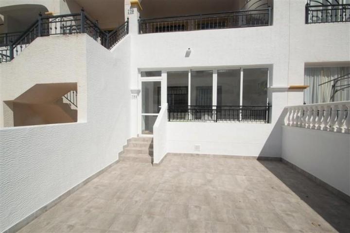 Planta baja en alquiler en Orihuela, Molins photo 0