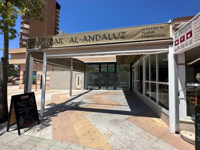 Local comercial en alquiler en Benidorm, Poniente photo 0