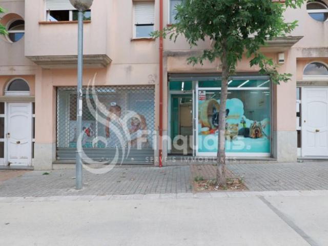 Local comercial en alquiler en Santa Eulàlia de Ronçana photo 0