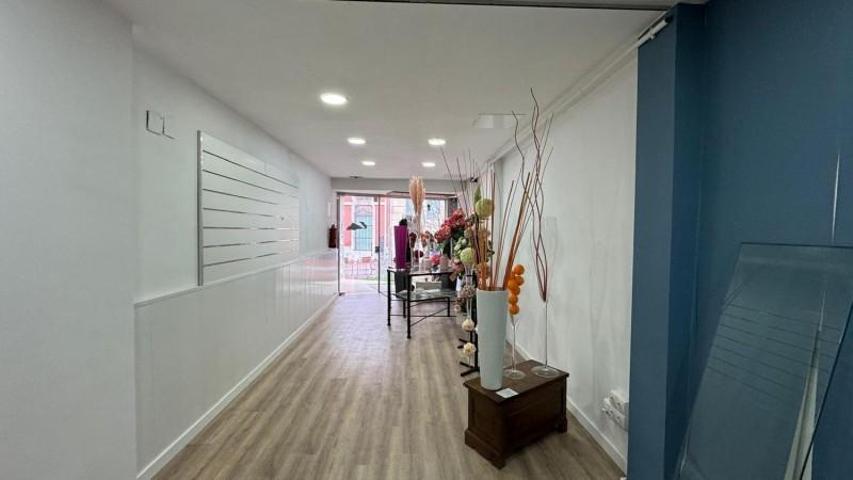 Local comercial en alquiler en Terrassa, Centre photo 0