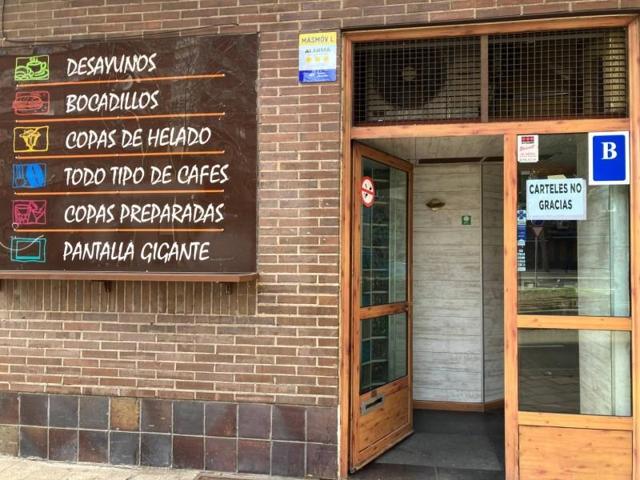 Local comercial en alquiler en Valladolid, Hospital-Cárcel Vieja photo 0