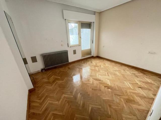 Apartamento en alquiler en Salamanca photo 0