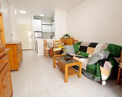 Apartamento en alquiler en Torrevieja, Playa de El Cura photo 0