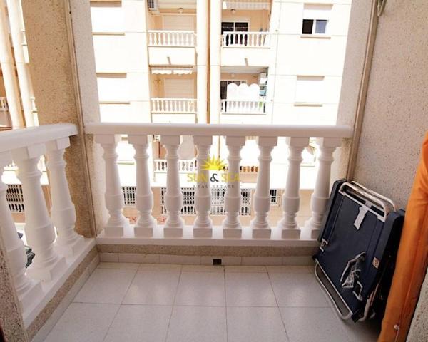 Apartamento en alquiler en Torrevieja, Playa de El Cura photo 0