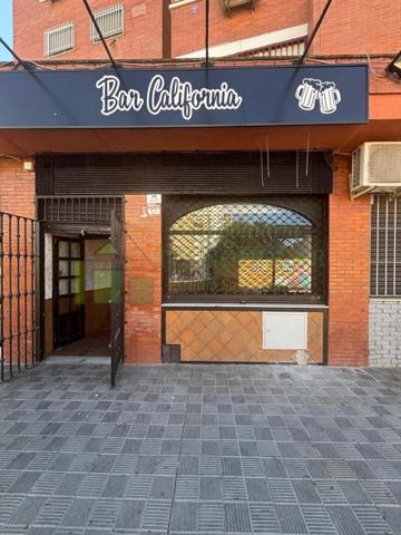 Local comercial en alquiler en Sevilla, Santa Aurelia photo 0