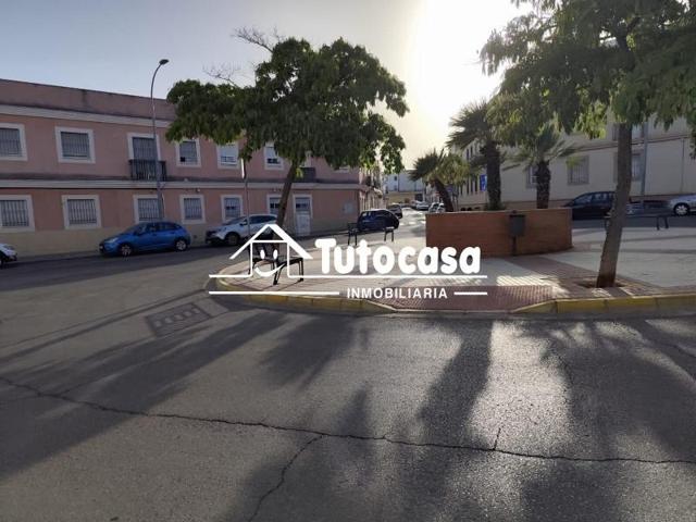 Local comercial en alquiler en Dos Hermanas, Vista Azul - Consolación photo 0