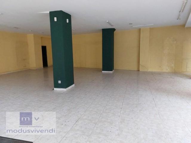 Local comercial en alquiler en León photo 0