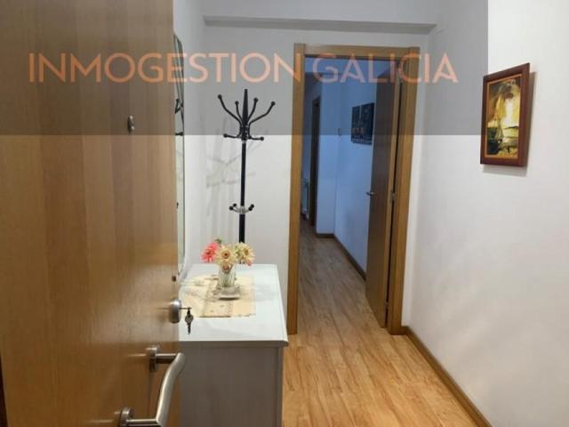 Piso en alquiler en Oleiros photo 0