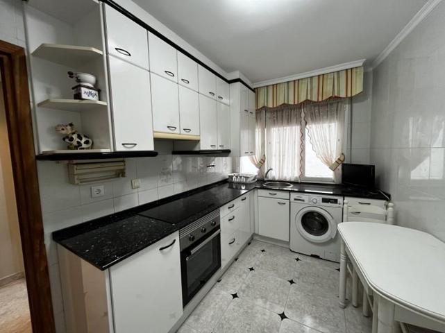 Piso en alquiler en Gijón, Gijón photo 0