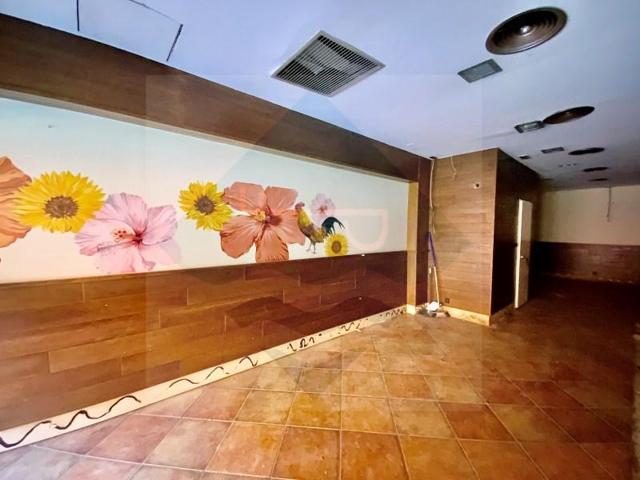 Local comercial en alquiler en el Masnou photo 0