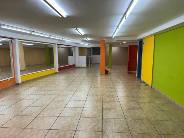 Local comercial en alquiler en Algemesí, Algemesí photo 0