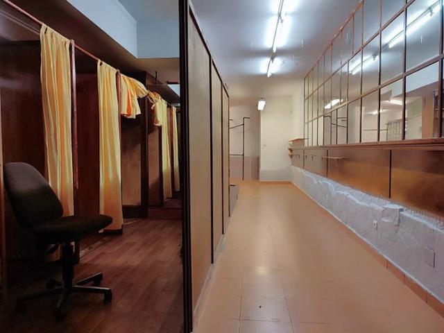 Local comercial en alquiler en León, CENTRO photo 0