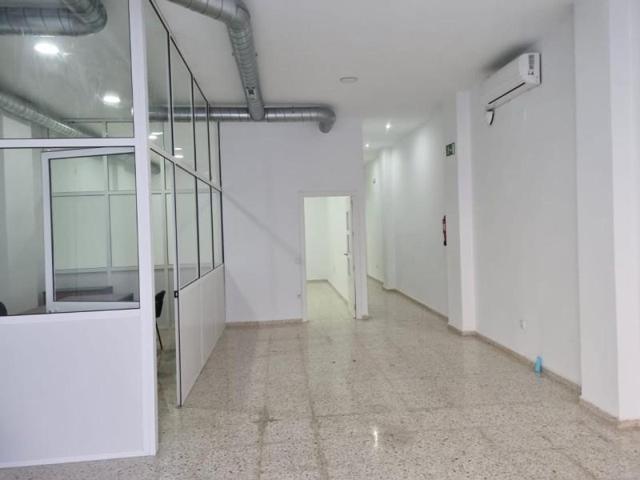Local comercial en alquiler en Dos Hermanas, Calle Carlos I de España, 41701 photo 0