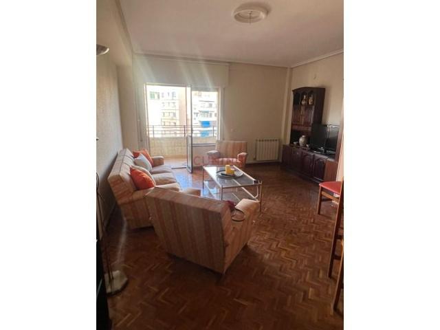 Piso en alquiler en Cáceres photo 0