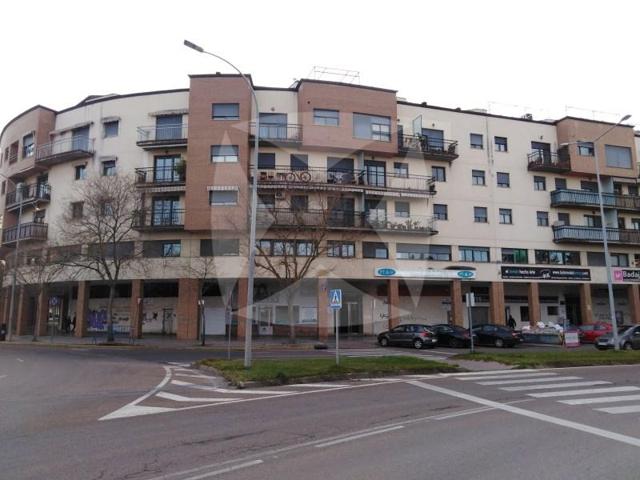 Oficina en alquiler en Badajoz, Huerta Rosales photo 0