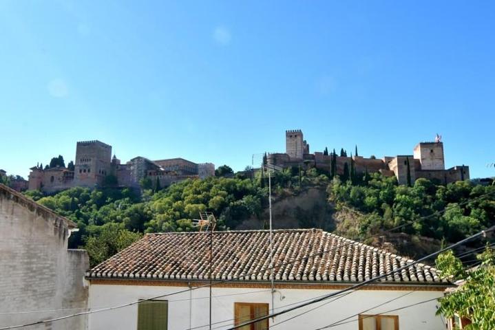 Adosada en alquiler en Granada, Albaycin photo 0