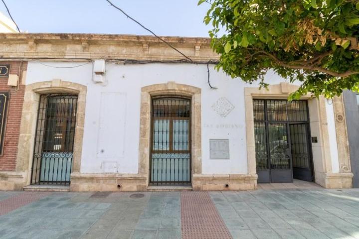 Local comercial en alquiler en Benahadux, Centro photo 0