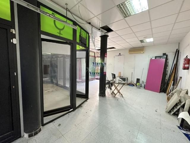 Local comercial en alquiler en Dos Hermanas, Avda. Espana photo 0