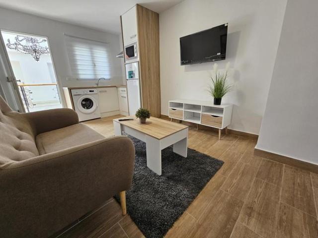 Apartamento en alquiler en Jerez de la Frontera, Calle Cuervo, 11405 photo 0