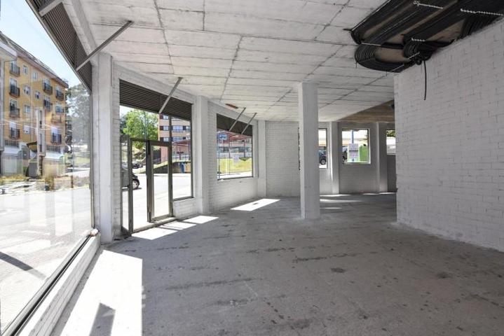 Local comercial en alquiler en Culleredo, A CORVEIRA photo 0