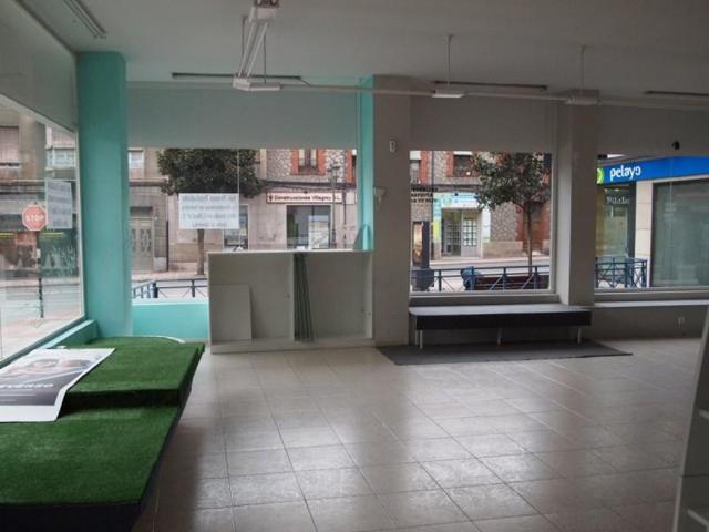 Local comercial en alquiler en Ponferrada, Centro photo 0