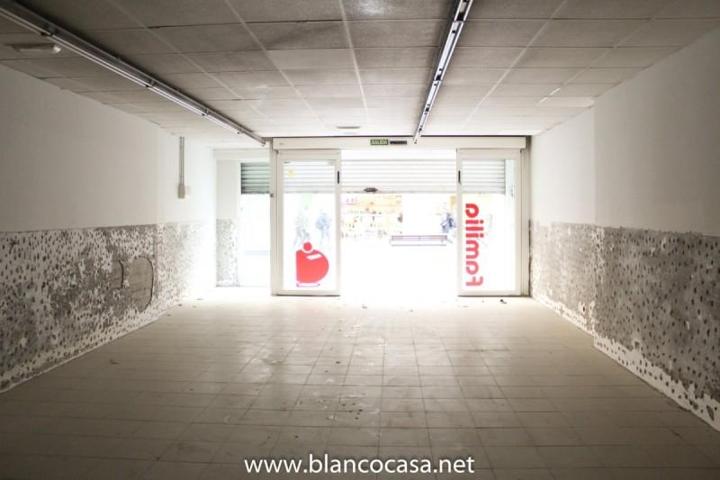 Local comercial en alquiler en Carballo, Fomento photo 0