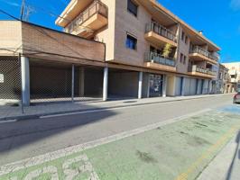 Local comercial en alquiler en Igualada, Poble Sec photo 0
