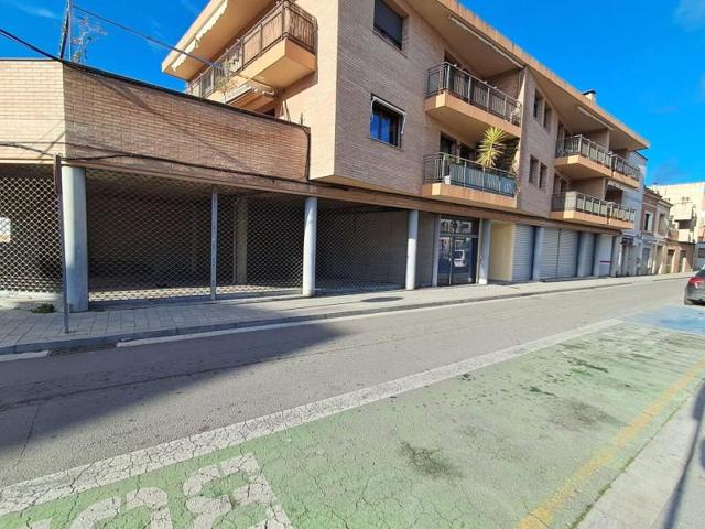 Local comercial en alquiler en Igualada, Poble Sec photo 0