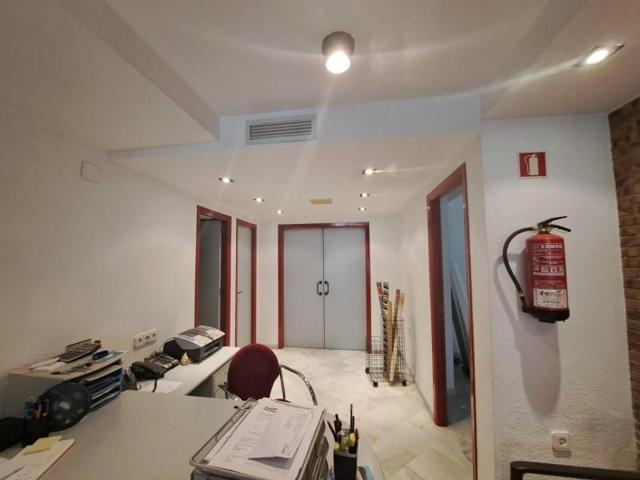 Oficina en alquiler en El Ejido, Centro ejido photo 0