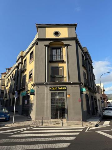 Local comercial en alquiler en La Laguna, La Cuesta photo 0